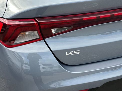 Used 2023 Kia K5 LXS FWD image 33