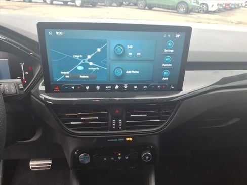 Used 2024 Ford Escape ST-Line w/ Tech Pack #1 image 11