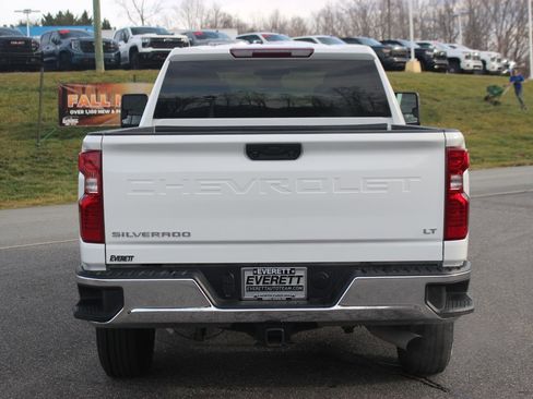 Used 2025 Chevrolet Silverado 2500 LT w/ Convenience Package image 6