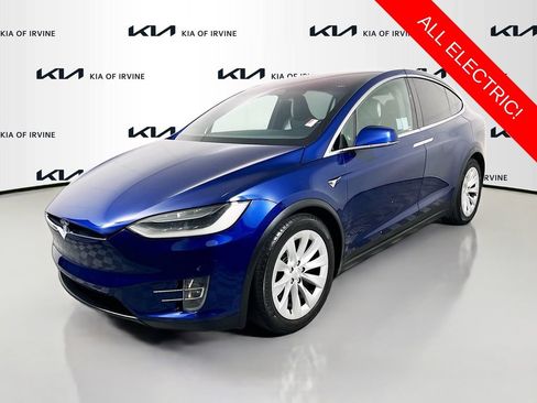 Used 2018 Tesla Model X 75D AWD/4WD image 3