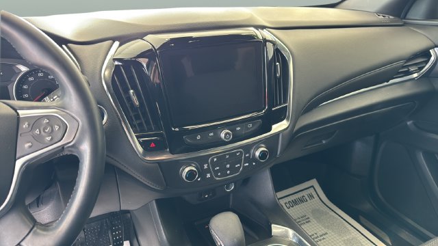 Used 2023 Chevrolet Traverse LT FWD image 12