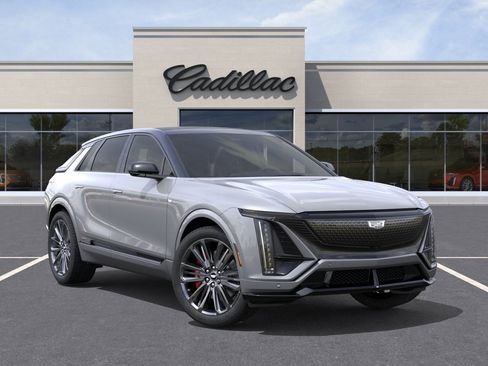 New 2026 Cadillac Lyriq V w/ LPO, Floor Liner Package AWD/4WD image 7
