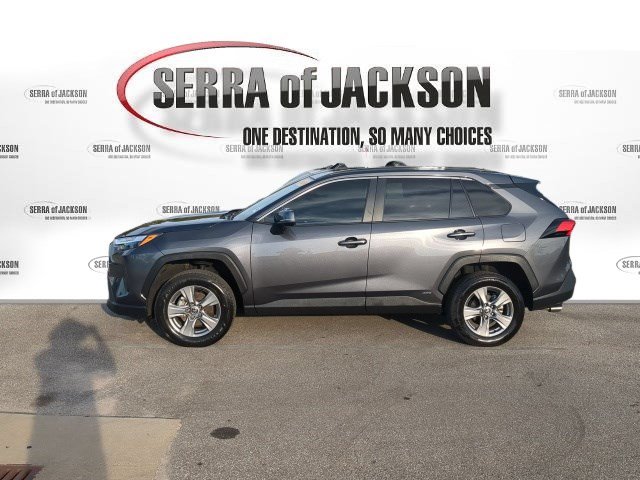 Used 2024 Toyota RAV4 XLE w/ Convenience Package AWD/4WD image 5
