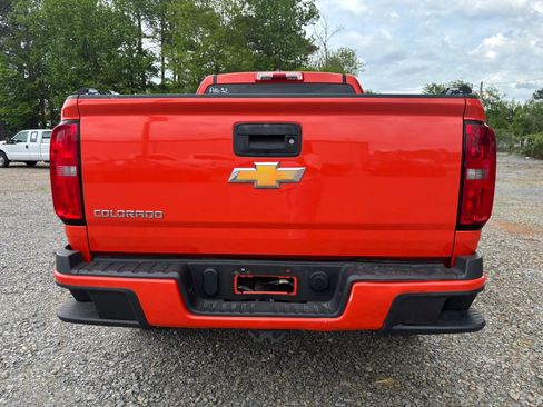 Used 2020 Chevrolet Colorado W/T w/ WT Convenience Package image 8