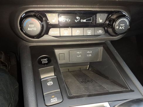 New 2026 Nissan Kicks SV image 13