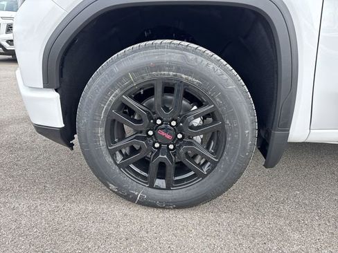 New 2026 GMC Sierra 1500 Elevation image 10