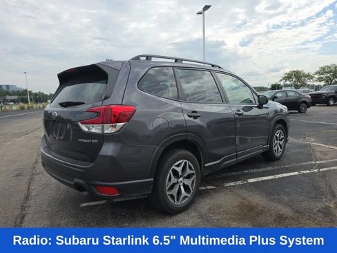 Used 2023 Subaru Forester Premium AWD/4WD image 3