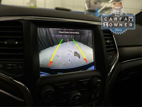 Used 2018 Jeep Grand Cherokee Limited AWD/4WD image 32