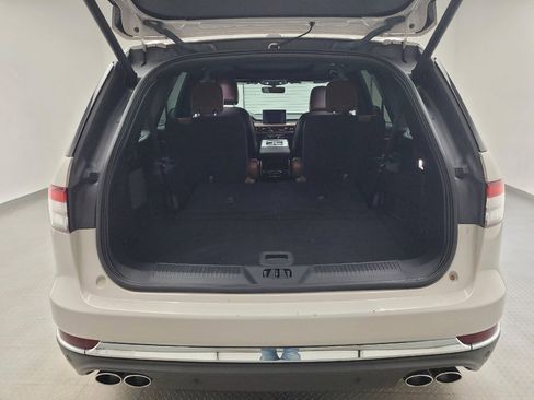 Used 2022 Lincoln Aviator Reserve w/ Elements Package Plus AWD/4WD image 29
