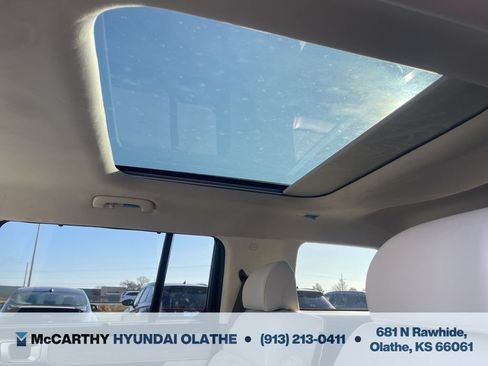 Used 2025 Hyundai Santa Fe Calligraphy AWD/4WD image 10