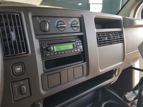 Used 2007 Chevrolet Express 3500 w/ School Bus Package RWD image 12