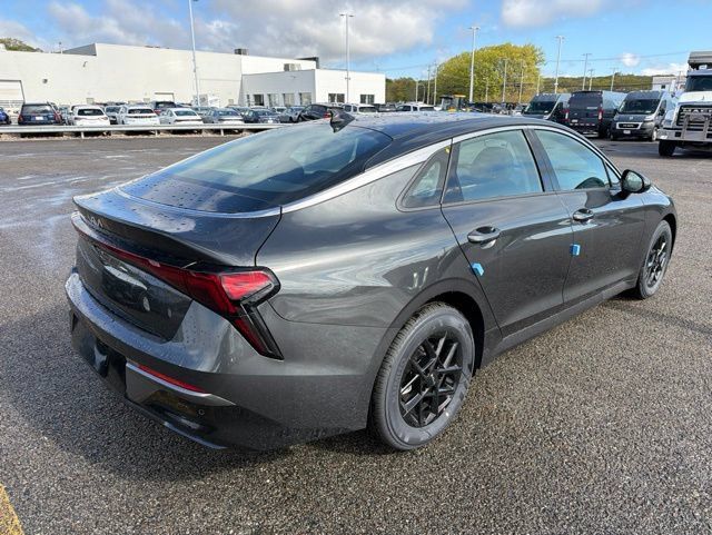 New 2026 Kia K5 LXS FWD image 3