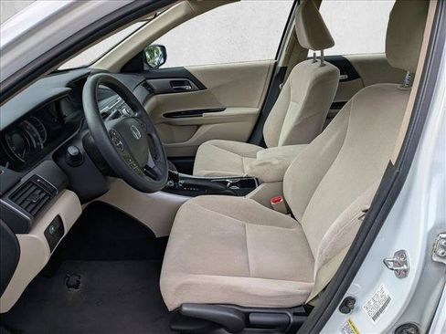 Used 2013 Honda Accord LX image 15