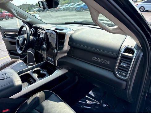 Used 2024 RAM 2500 Laramie AWD/4WD image 30