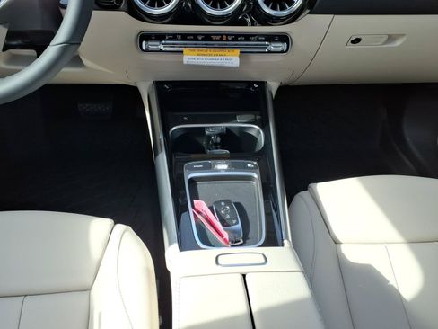 New 2026 Mercedes-Benz GLA 250 4MATIC image 23