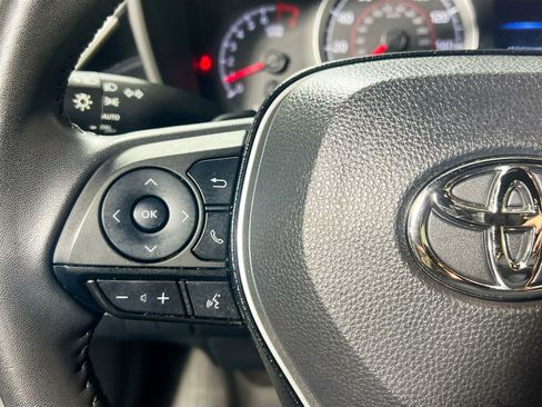 Used 2022 Toyota Corolla SE image 18