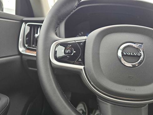 Certified 2025 Volvo V60 B5 Cross Country Plus AWD/4WD image 34