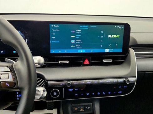 Used 2025 Hyundai Ioniq 5 SEL image 16