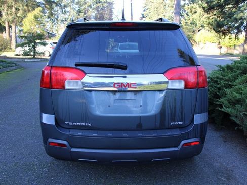Used 2010 GMC Terrain SLE image 10
