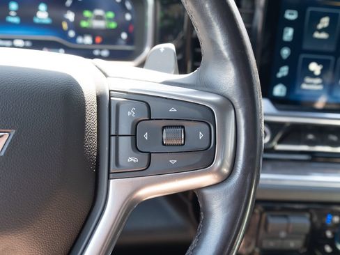Used 2022 Chevrolet Silverado 1500 LTZ AWD/4WD image 7