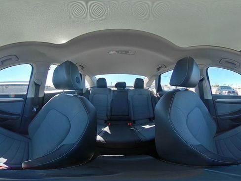 Used 2025 Volkswagen Jetta SE image 40