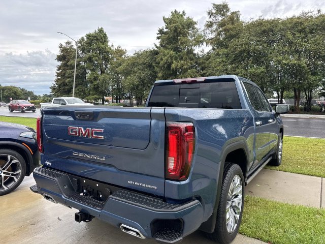 Used 2025 GMC Sierra 1500 Denali AWD/4WD image 7