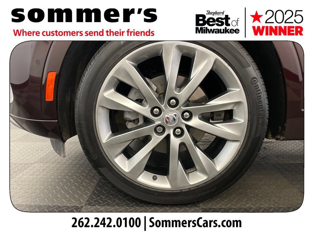 Used 2022 Buick Envision Avenir w/ Technology Package II AWD/4WD image 25