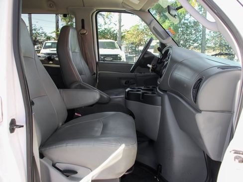Used 2008 Ford E-350 and Econoline 350 XLT image 31