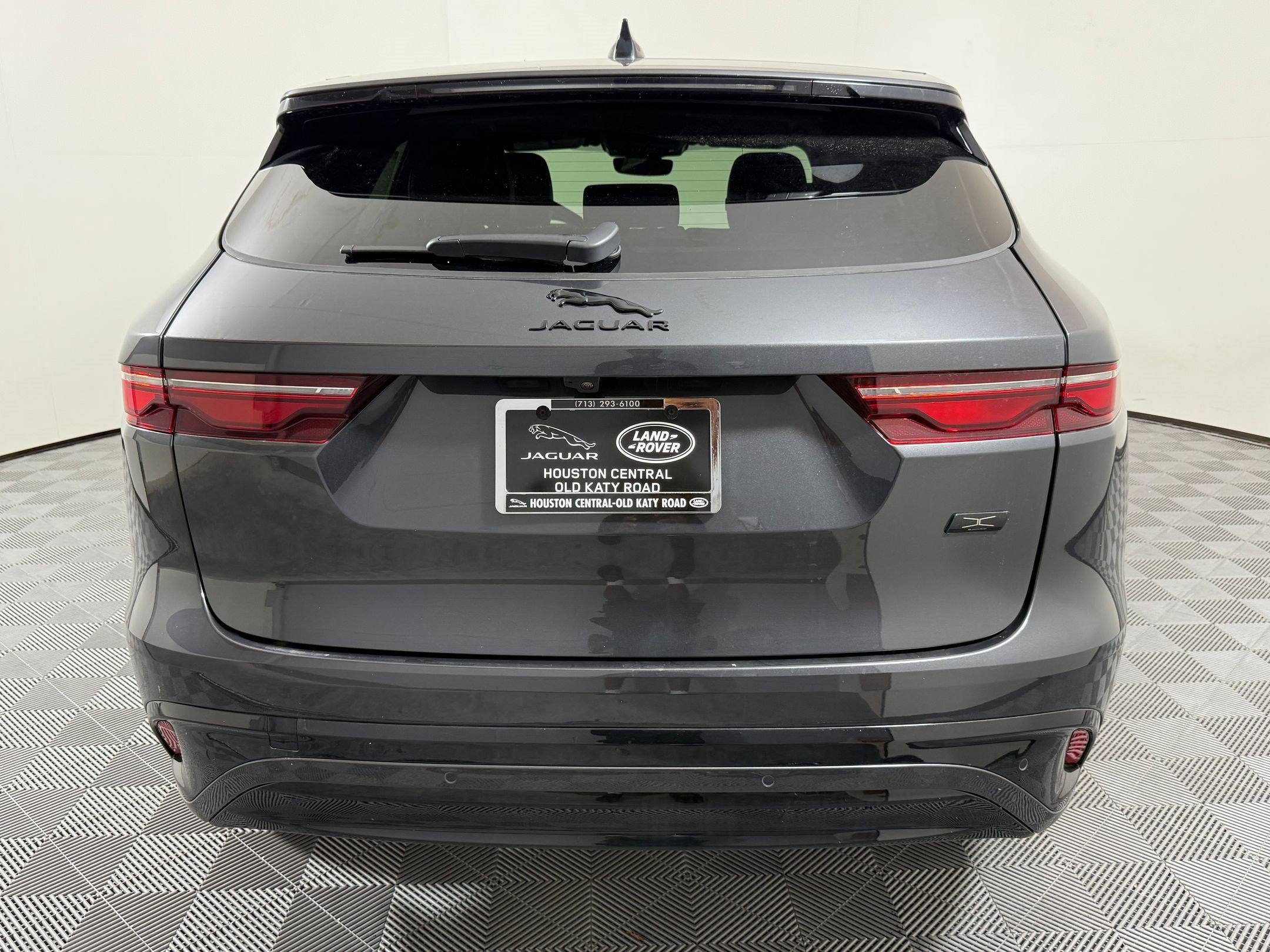 New 2026 Jaguar F-PACE R-Dynamic S AWD/4WD image 10