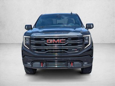 Used 2023 GMC Sierra 1500 AT4 w/ AT4 Premium Package AWD/4WD image 2