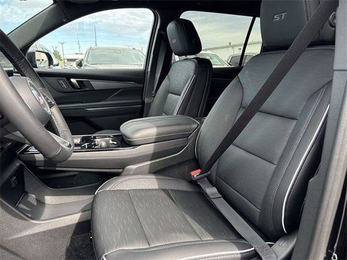 New 2026 Buick Enclave Sport Touring w/ Power Package image 11