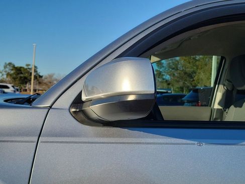 Certified 2023 Toyota Tacoma SR5 image 9