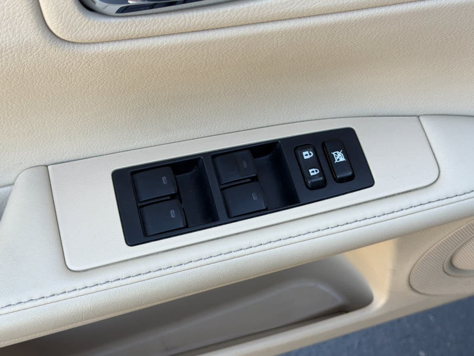 Used 2015 Lexus ES 350 w/ Luxury Package FWD image 13