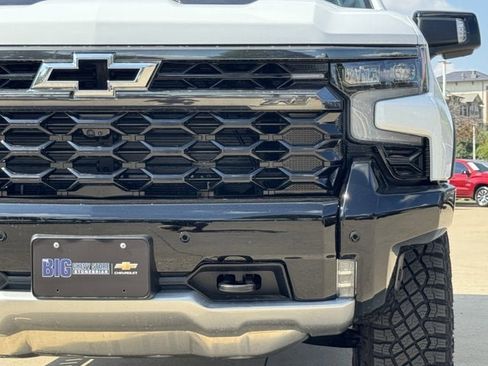 New 2026 Chevrolet Silverado 1500 ZR2 w/ Dark Appearance Package image 9