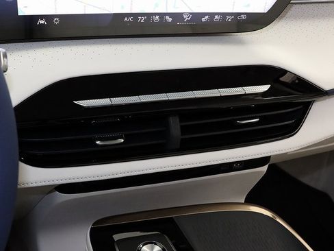 New 2026 Buick Enclave Avenir w/ Super Cruise Package image 22