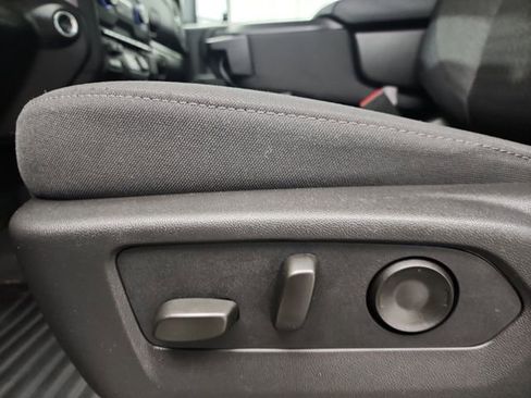 Used 2026 Chevrolet Silverado 2500 Custom w/ Custom Value Package image 17