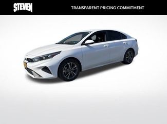 Used 2022 Kia Forte LXS video 1