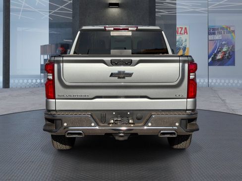 Used 2026 Chevrolet Silverado 1500 LTZ w/ LTZ Premium Package AWD/4WD image 5