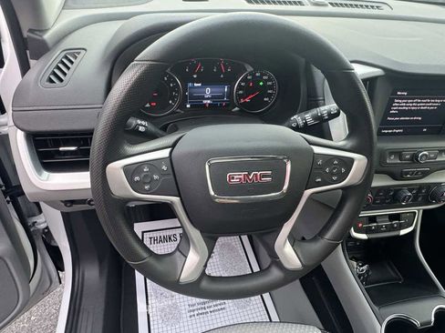 Used 2023 GMC Terrain SLE w/ Driver Convenience Package image 12