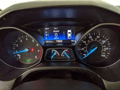 Used 2017 Ford Focus Titanium FWD image 12