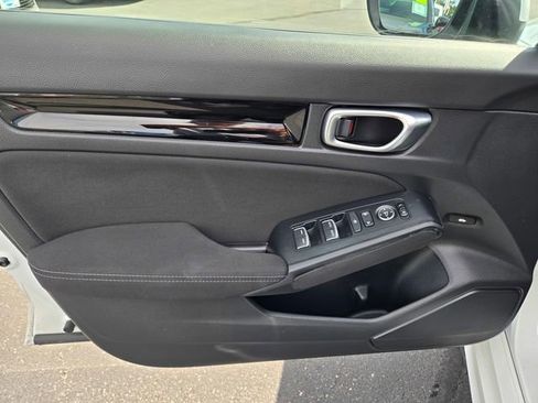Used 2023 Honda Civic EX image 16