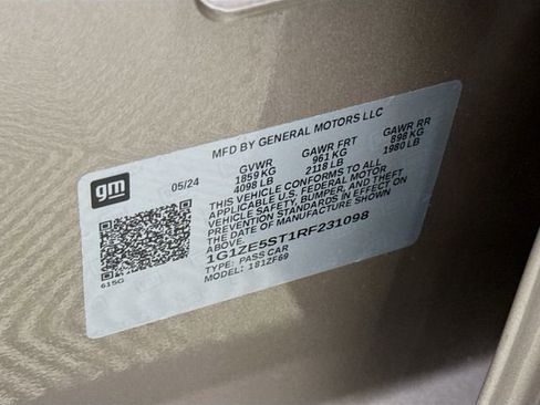 Used 2024 Chevrolet Malibu LT image 35