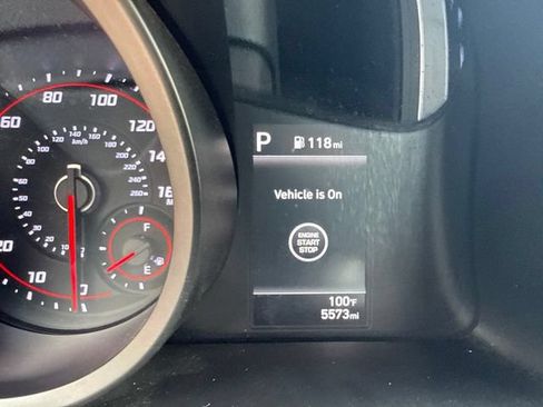 Used 2023 Hyundai Elantra SEL FWD image 11