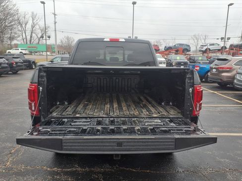 Used 2017 Ford F150 Platinum w/ Equipment Group 701A Luxury image 34