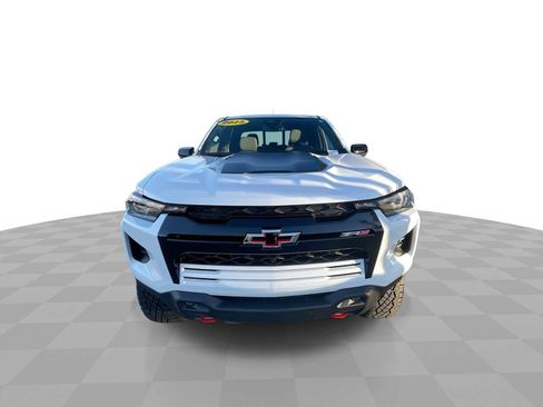 Certified 2025 Chevrolet Colorado ZR2 w/ Technology Package image 3