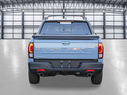 New 2026 Honda Ridgeline Black Edition image 3