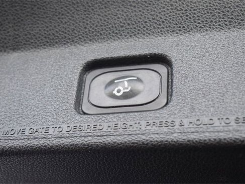 Used 2018 Ford Explorer Sport w/ Equipment Group 401A image 20