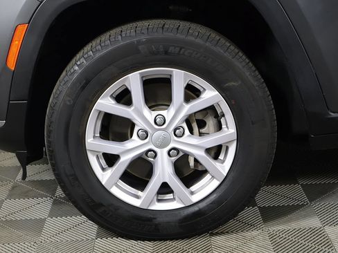 Used 2022 Jeep Grand Cherokee L Limited AWD/4WD image 27