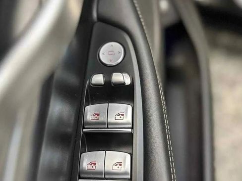 Used 2022 BMW 740i 740i Sedan 4D image 20