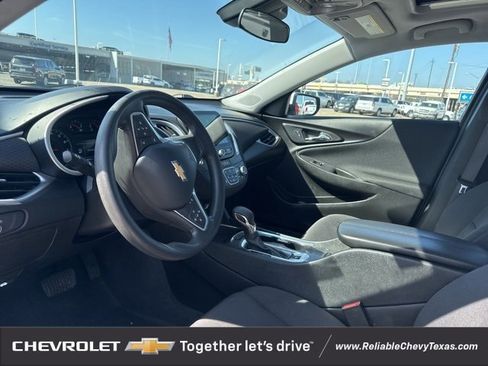 Certified 2024 Chevrolet Malibu LT image 11